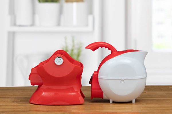 Red and White Uccello Kettle Base and Body Side View